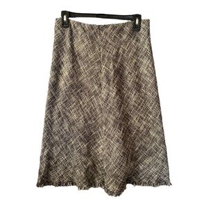 Women’s Skirt Mid length Gray Size 12 in Excellent Used Condition